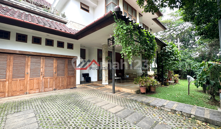 Ready-to-Occupy House in a Green Environment within Lebak Bulus Complex