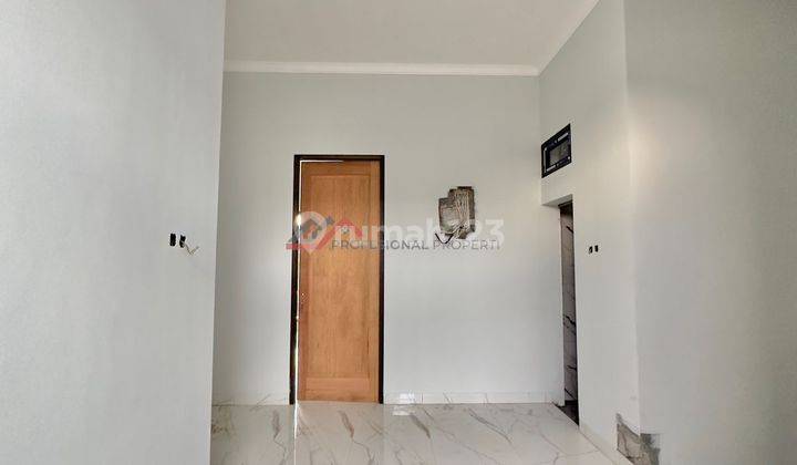 Dijual rumah siap huni dilokasi strategis dekat ke SCBD dan kemang 2 Lantai di Wijaya  4