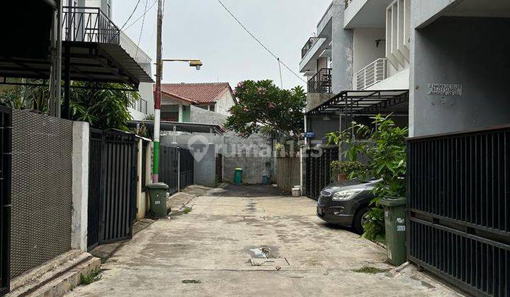 Dijual Rumah Dan Kostan Dilokasi Strategis, Cocok Untuk Investasi, Dekat Ke Tol Tb Simatupang, Stasiun KRL Dan Kampus Terdekat di Jalan swadaya raya, Tanjung Barat 1