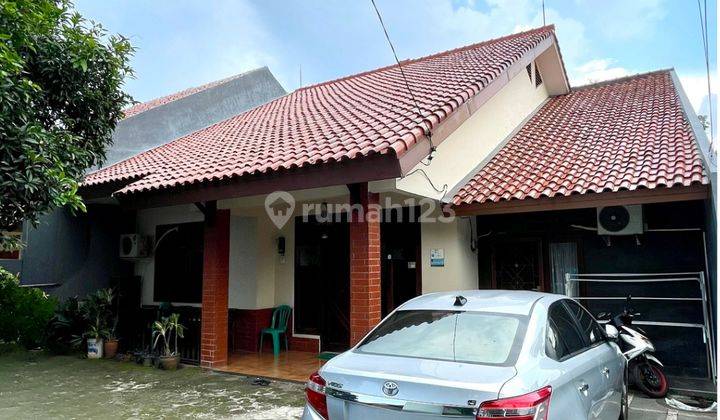 Homey House 300 meter dekat pintu TOL Kukusan Depok 2