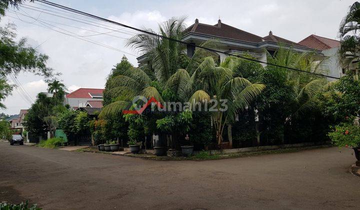 Rumah Full Furnished Dalam Komplek Lokasi Strategis 2