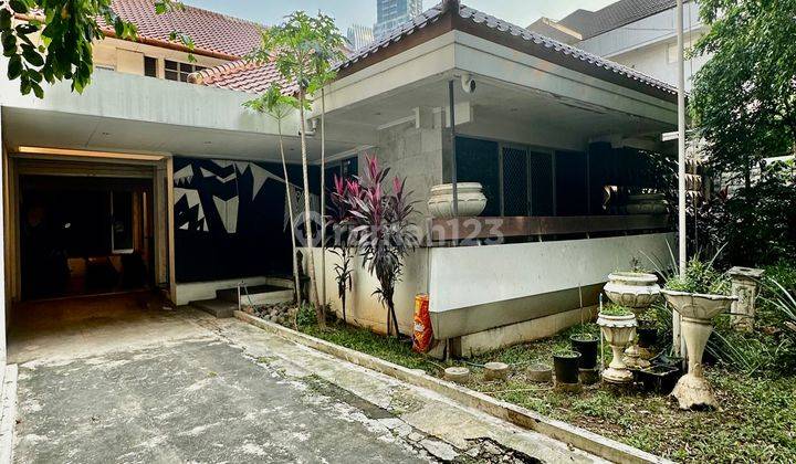 Patra Kuningan, Rumah Lama Hitung Tanah Lokasi Premium  1