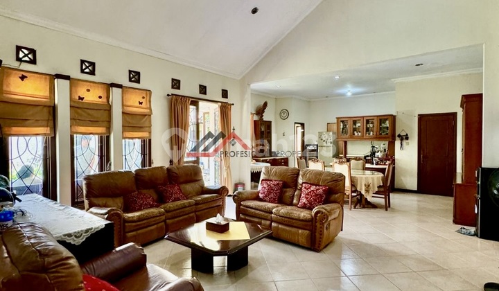 Rumah Bagus Dalam Komplek Dekat Kuningan Jakarta Selatan 