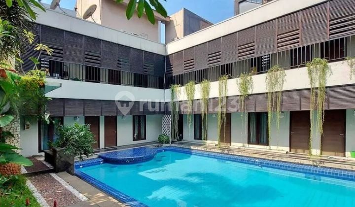 Kost Exclusive luas dekat ke Kemang Raya, Jakarta Selatan