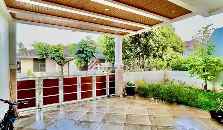 Ready-to-Occupy House in a Complex Near Simatupang Toll Access 2