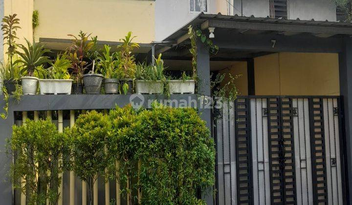 Di Jual Rumah Siap Huni Dilokasi Strategis Dalam Komplek 2