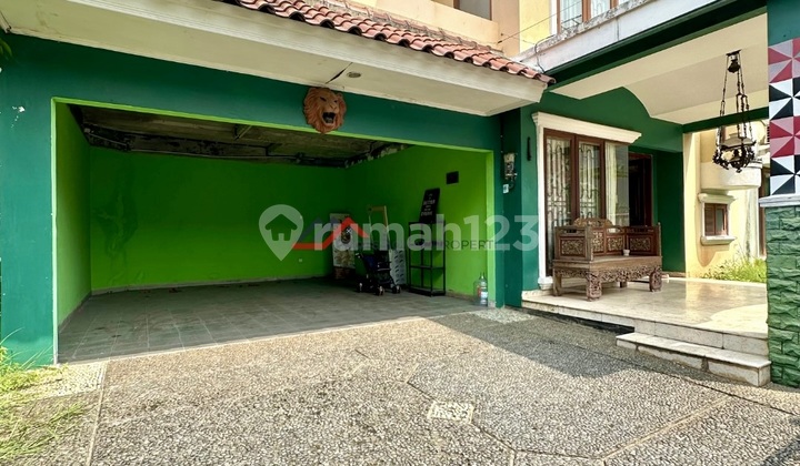 Rumah Lama Hitung Tanah Dekat Pejaten Village 2