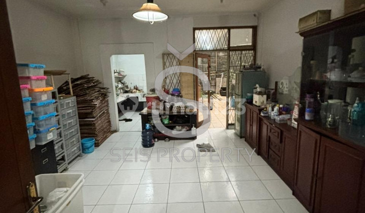 For Rent: Shop House Main Road Position in Pasirkaliki, Bandung City 2
