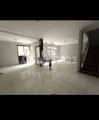Dijual Rumah Tinggal Baru Renovasi Di Sumbersari  2