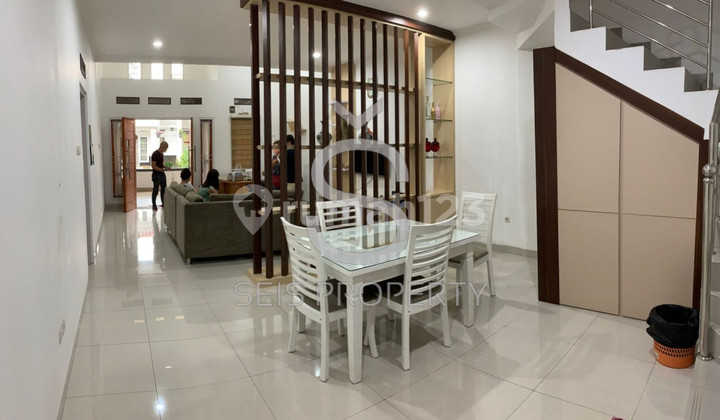DISEWAKAN RUMAH FULL FURNISH TERAWAT DI KOTA BARU PARAHYANGAN 2