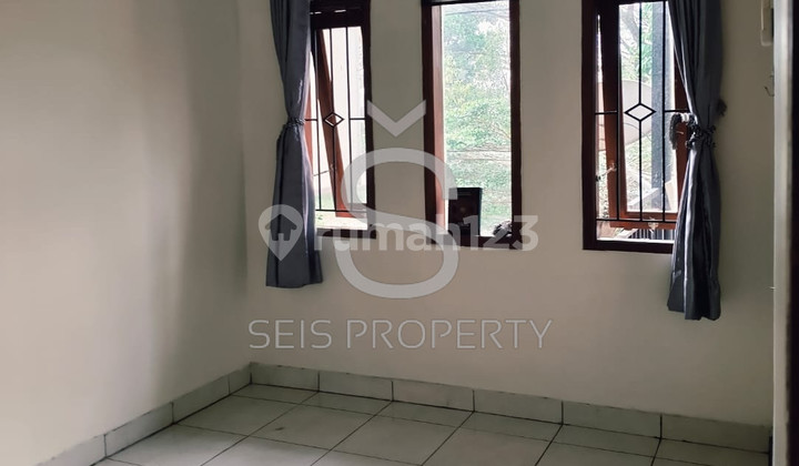 Dijual Rumah 2 Lantai di Komplek Bumi Adipura Kota Bandung 2