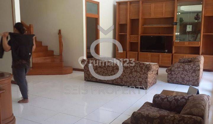 DISEWAKAN RUMAH MEWAH FURNISHED DI SETRA INDAH BANDUNG 2