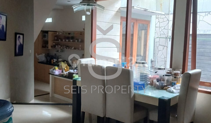 Dijual Rumah Tinggal 2 Rumah Jadi 1 di Kopo Permai Bandung 2