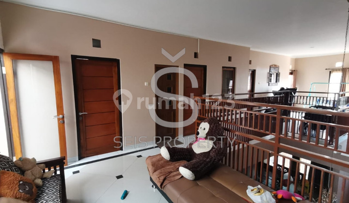 DIJUAL RUMAH 2 LANTAI DI JL MERKURI SELATAN KOTA BANDUNG DIJUAL RUMAH 2 LANTAI DI JL MERKURI SELATAN KOTA BANDUNG