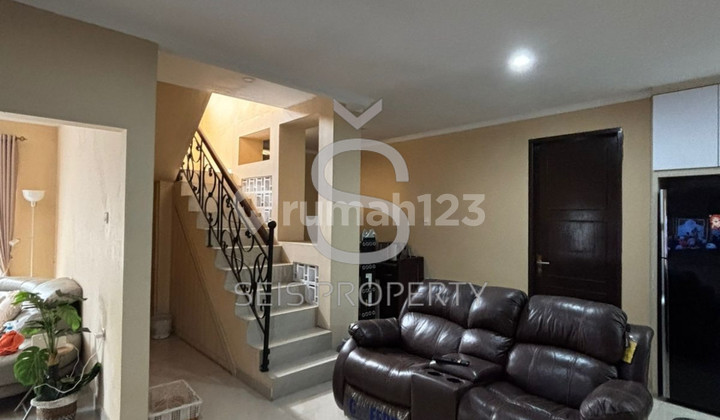 DIJUAL RUMAH MEWAH DI SETRADUTA PERMAI 2