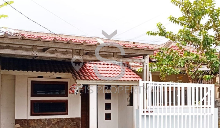 For Sale Ready-to-Occupy House in Margawangi Ciwastra, Bandung City