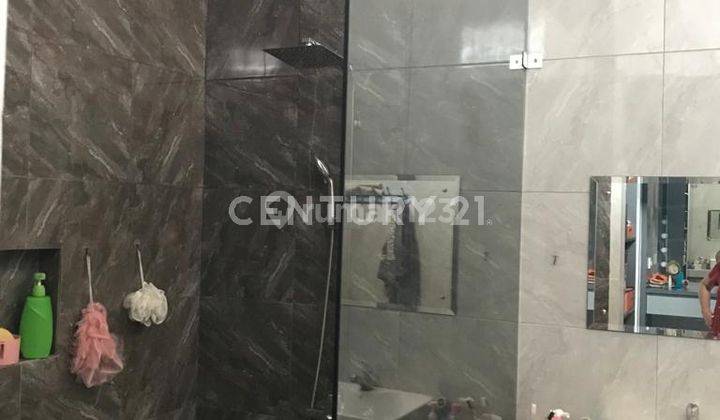 Rumah Bagus Murah  Lavesta Lippo Cikarang FullFurnish 2