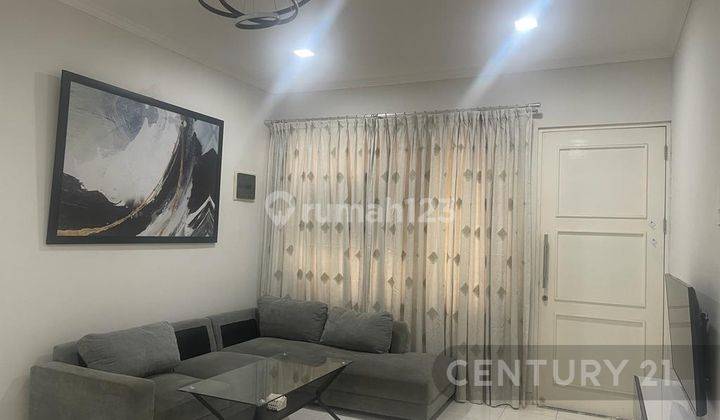 Rumah 2 Lantai Furnished Siap Huni Di Cluster Florencia 1