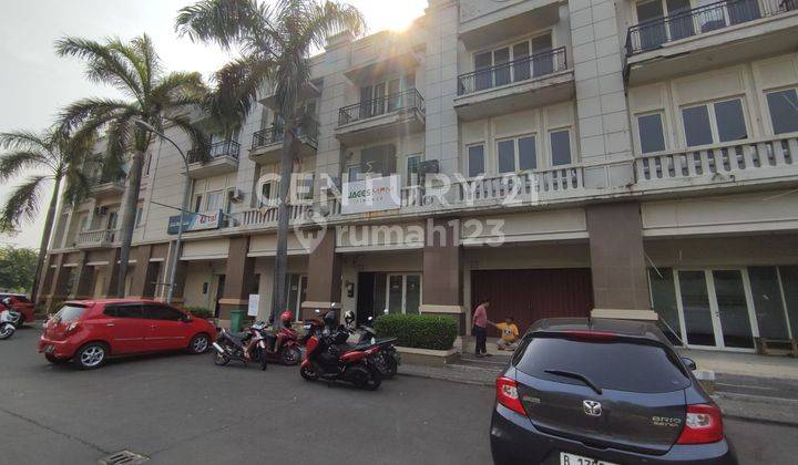 Ruko Grand Taruma 3  Lantai  Jl. Dharmawangsa  Karawang  1