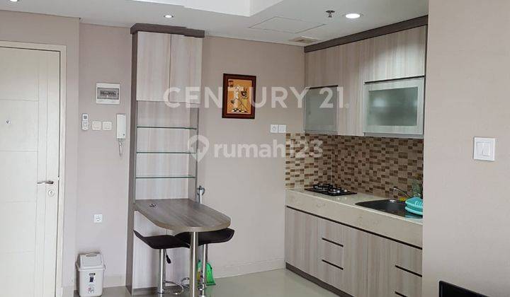 Apartment 2 BR Trivium South  Lantai 10 Hadap  Danau  1