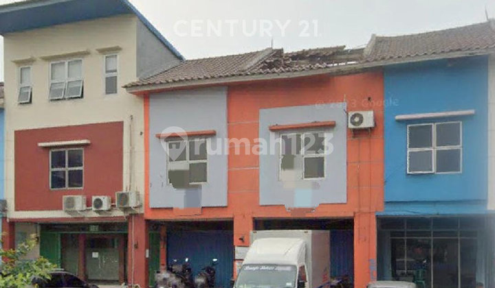 Shop House 2.5 Floors Attached, Good Condition, Facing Main Road Kalimas 2 Bekasi