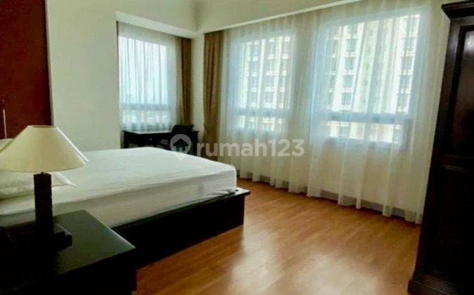 Apartemen Pakubuwono Residence 3br+study 2