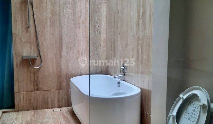 Beautiful Tropical Houses Located In Compound With Extensive Garden In Cipete, Jakarta Selatan