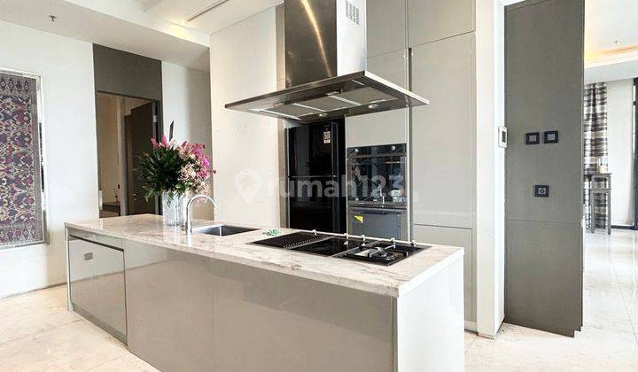 Senopati Suites 3 Bedroom 287 Sqm With Big Balcony