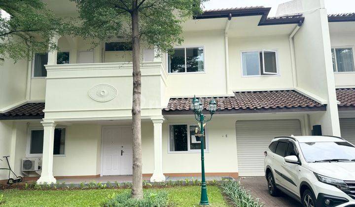 Compound House Very Close To Jis And Pondok Indah 2