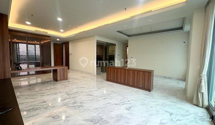 Senayan City Residence, 3 Bedroom, 235 Sqm, Beautiful Golf View 1