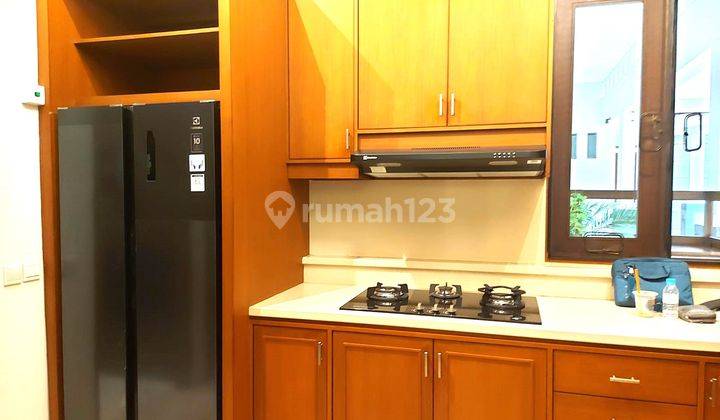 House for rent at the best area in Kemang, Jakarta Selatan 2