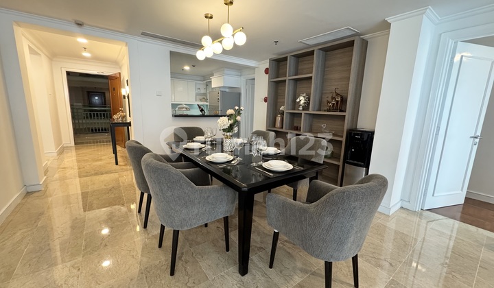 Spacious and Beautiful Apartment in Pondok Indah, Jakarta Selatan Spacious and Beautiful Apartment in Pondok Indah, Jakarta Selatan