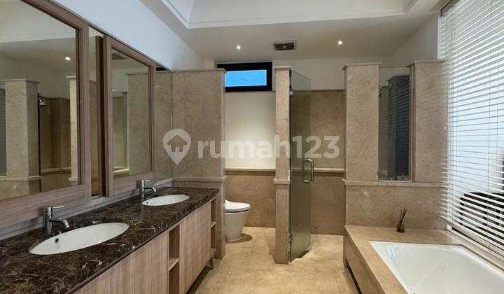Tropical resort style and low rise apartment in a beautiful compound in Cilandak Tropical resort style and low rise apartment in a beautiful compound in Cilandak