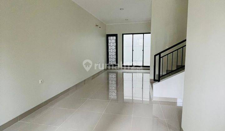 Disewakan Like New!! Rumah Cluster Btari Premium , 4 Kamar. Summarecon Bandung,  2 Lantai 2