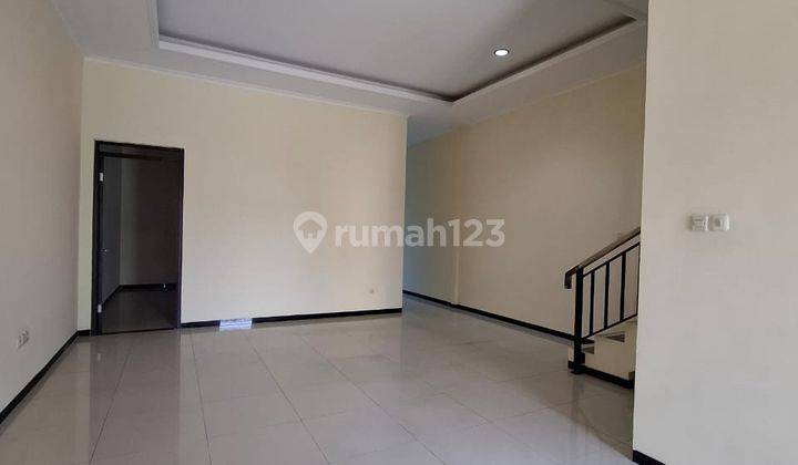 Sewa Rumah (baru Renovasi) , Kamar 3+1, Mekarwangi, Singgasana Bandung 1