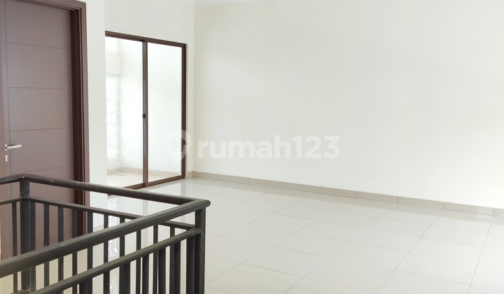 Sewa Rumah Paling Besar. Cluster Btari Kamar 4+1 Summarecon Bandung 2