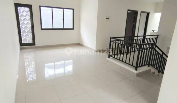 Sewa Murah!! Rumah Kamar 3+1 , Siap Huni.sumnarecon Cluster Btari  2
