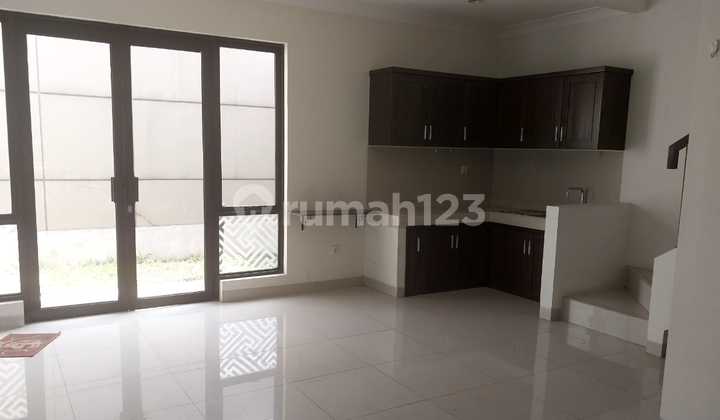 Sewa Rumah Semi Furnished , 2 Kamar Di Podomoro Park Cluster Amagriya Eka, Kitchen Set & Ac 1