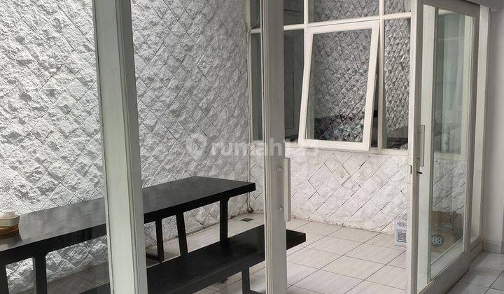 Sewa Rumah Kamar 3+1 ,siap Huni Di Singgasana Pradana 2