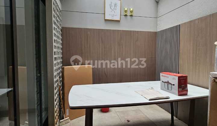 Semi-Furnished House for Rent Cluster Flora 3 Bedrooms + Kitchen Set 2