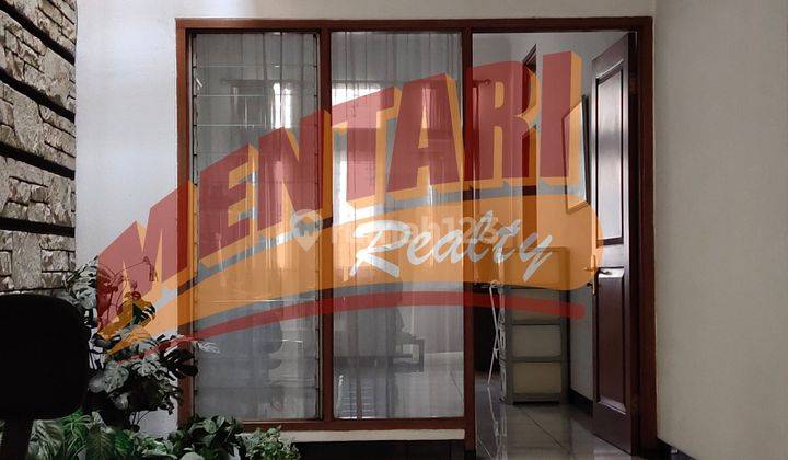 Dijual rumah jalan naripan dua lantai cocok untuk klinik praktek dokter 1