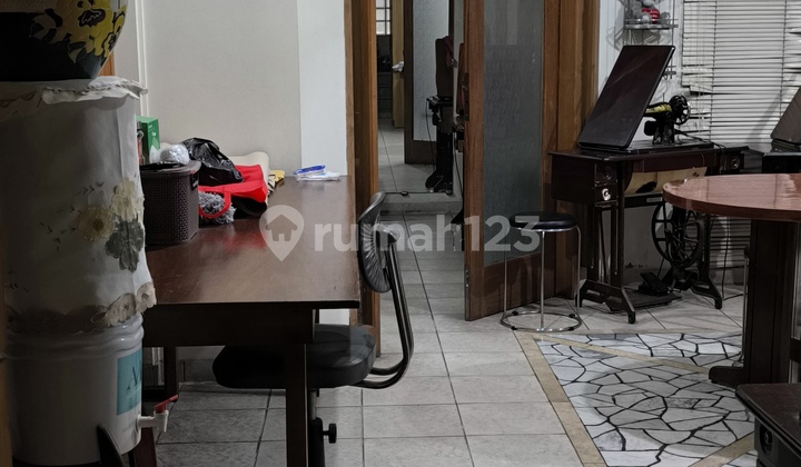 Dijual Rumah 3 Lantai Dekat Sekolah Fasilitas Kesehatan Tempat Ibadah  2