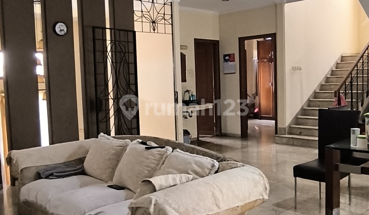 Dijual Rumah 3 Lantai Dekat Sekolah Fasilitas Kesehatan Tempat Ibadah Dijual Rumah 3 Lantai Dekat Sekolah Fasilitas Kesehatan Tempat Ibadah