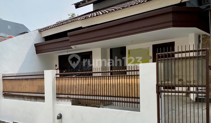 Cheap Sale of Boarding House in Grogol with SHM, Fully Operated, 8 Rooms 1