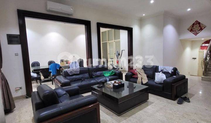 Rumah Pantai Indah Kapuk Bgm 10x23 2,5lantai SHM Rapi Siap Huni