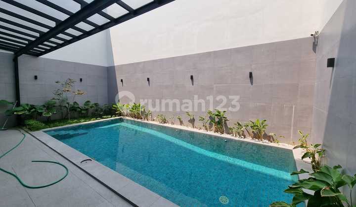 Rumah Pantai Indah Kapuk 300m Ada Pool Brand New SHM 3lantai 1