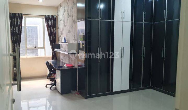 Disewa Rumah Pantai Indah kapuk 200 m2 full furnish LENGKAP 2