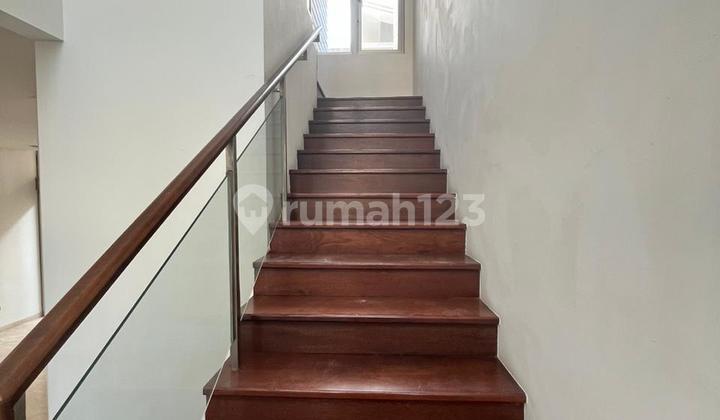 Disewakan Rumah Golf Island Pikart 8X20 3Lantai Jarang Ada 2