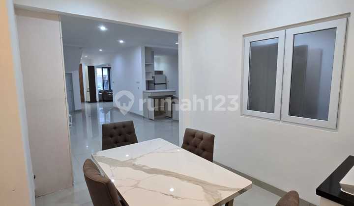 House for Rent in PIK, 150m², 3 Floors, Fully Furnished, Neat and Good. 2