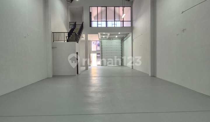 Quick Rent Warehouse bizpark PIK 2 size 9x30 with office brand new